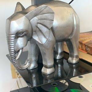 Silver elephant decor